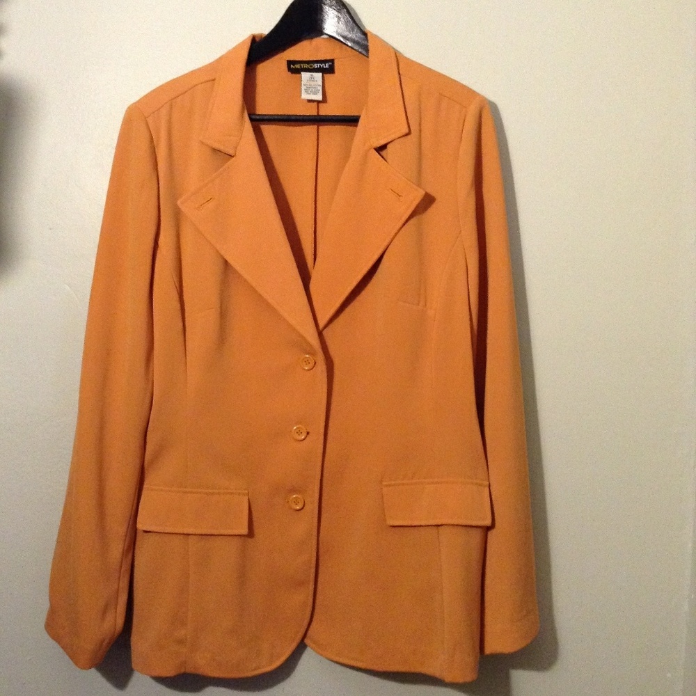 Metro Style Light Orange 2pc Pant Set